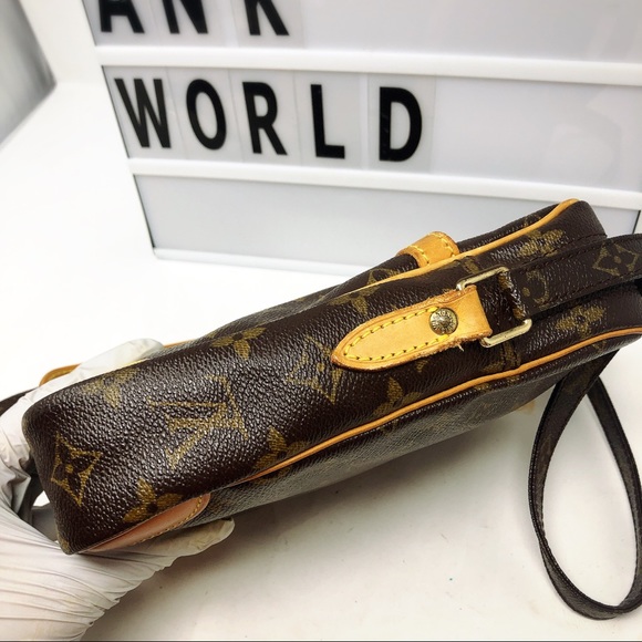 Sold*Louis Vuitton Danube Monogram Small Crossbody - Picture 4 of 8